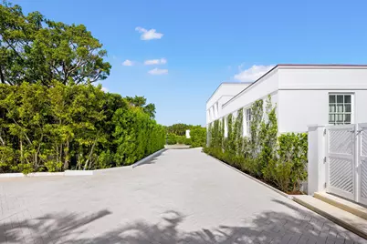 200 Regents Park Road, Palm Beach, FL 33480 - Photo 86