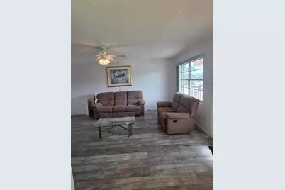 241 Southampton C, West Palm Beach, FL 33417 - Photo 4