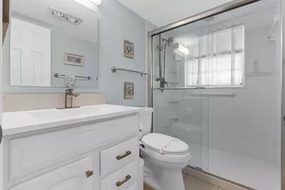 273 Newport Drive, Deerfield Beach, FL 33442 - Photo 14