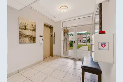 1425 Atlantic Shores Boulevard #307, Hallandale Beach, FL 33009 - Photo 2