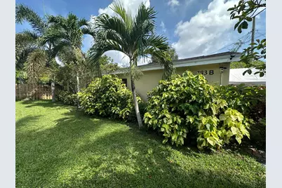 383 Pine Way Trail #C, West Palm Beach, FL 33406 - Photo 14