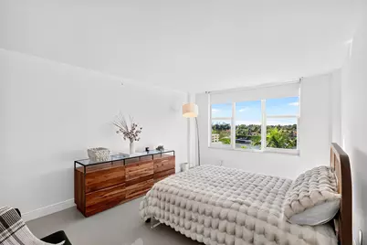 5600 Collins Avenue #6M, Miami Beach, FL 33140 - Photo 14
