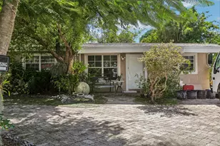 216 NE 26th Ct, Pompano Beach, FL 33064 - Photo 1