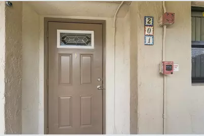 2907 NE 8th Terrace #201, Oakland Park, FL 33334 - Photo 4