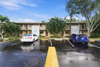 2907 NE 8th Terrace #201, Oakland Park, FL 33334 - Photo 1