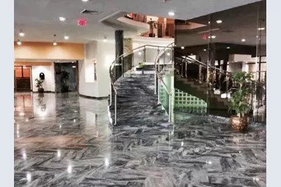 5401 Collins Avenue #1510, Miami Beach, FL 33140 - Photo 10