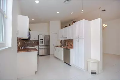 3576 Canary Palm Court, Pompano Beach, FL 33069 - Photo 4