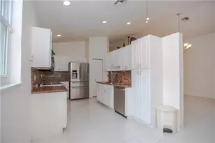 3576 Canary Palm Ct, Pompano Beach, FL 33069 - Photo 4