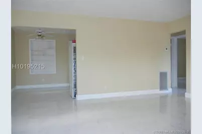 2427 Garfield Street, Hollywood, FL 33020 - Photo 2