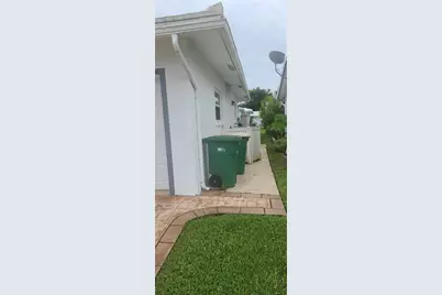 8208 NW 57th Place, Tamarac, FL 33321 - Photo 26