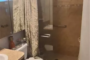 8208 NW 57th Pl, Tamarac, FL 33321 - Photo 18