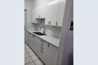 7424 Byron Avenue #6B, Miami Beach, FL 33141 - Photo 6