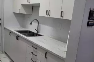 7424 Byron Ave, Miami Beach, FL 33141 - Photo 6