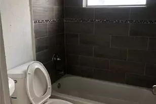 736 NW 14th Terrace, Fort Lauderdale, FL 33311 - Photo 6