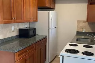 513 SW 2nd Ct, Pompano Beach, FL 33060 - Photo 2