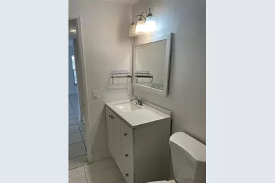 1425 NE 56th Street #3, Fort Lauderdale, FL 33334 - Photo 2