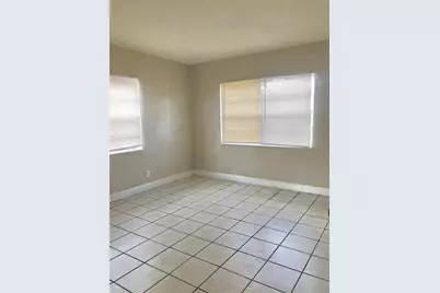 713 NW 14th Terrace #2, Fort Lauderdale, FL 33311 - Photo 4