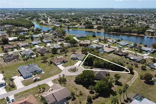 26018 Salonika Ln, Punta Gorda, FL 33983 - Photo 4