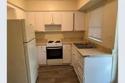 417 SE 12th Court #6, Fort Lauderdale, FL 33316 - Photo 2