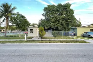 918 NW 24th Ave, Fort Lauderdale, FL 33311 - Photo 2