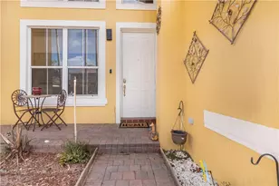 7635 NW 19th Ct, Pembroke Pines, FL 33024 - Photo 4