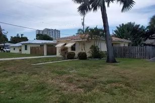 608 S Riverside Dr, Pompano Beach, FL 33062 - Photo 4
