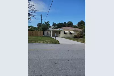 608 S Riverside Drive, Pompano Beach, FL 33062 - Photo 2