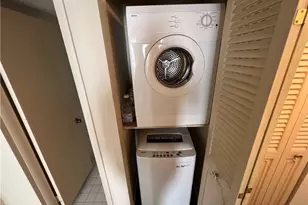 1440 Brickell Bay Dr, Miami, FL 33131 - Photo 12