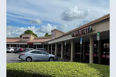 18606 NW 67th Avenue, Hialeah, FL 33015 - Photo 24