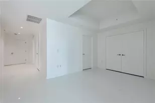 851 NE 1st Ave, Miami, FL 33132 - Photo 14