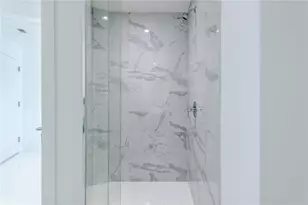 851 NE 1st Ave, Miami, FL 33132 - Photo 22