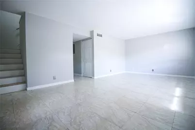 7175 Nova #401, Davie, FL 33317 - Photo 4