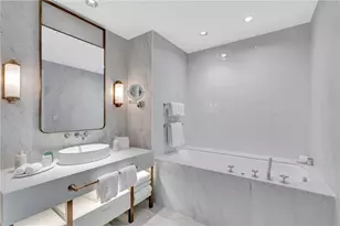 525 N Fort Lauderdale Beach Blvd, Fort Lauderdale, FL 33304 - Photo 24