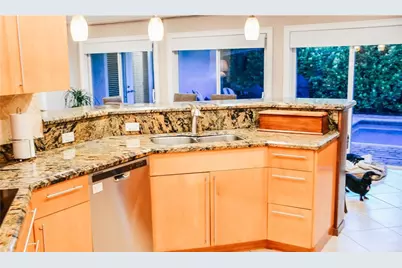 5051 NE 24th Avenue, Pompano Beach, FL 33064 - Photo 8