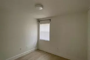 2457 Centergate Dr, Miramar, FL 33025 - Photo 6