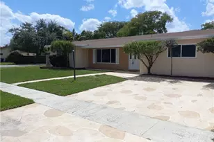 5151 SW 101st Ave, Davie, FL 33328 - Photo 2