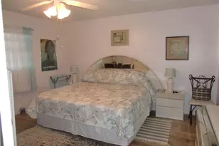 4401 NW 41st St, Lauderdale Lakes, FL 33319 - Photo 6