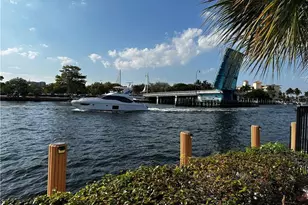 105 S Riverside Dr, Pompano Beach, FL 33062 - Photo 30