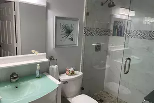 15864 SW 10th St, Pembroke Pines, FL 33027 - Photo 6