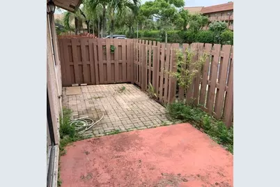 2714 N Nob Hill Road, Sunrise, FL 33322 - Photo 10