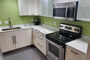 200 SW 3rd Ave, Hallandale Beach, FL 33009 - Photo 10