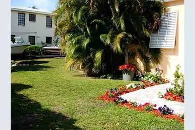 9324 Abbott Avenue, Surfside, FL 33154 - Photo 4