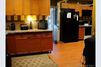 9324 Abbott Avenue, Surfside, FL 33154 - Photo 14