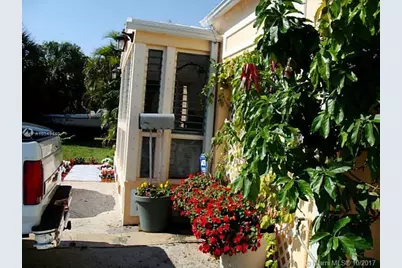 9324 Abbott Avenue, Surfside, FL 33154 - Photo 2