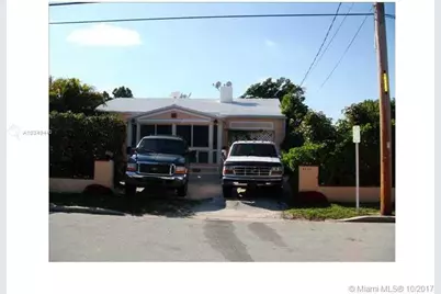 9324 Abbott Avenue, Surfside, FL 33154 - Photo 34