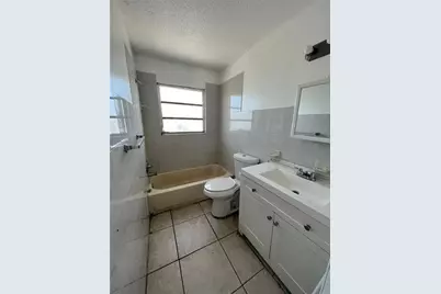 2417 N 19th Avenue #6, Hollywood, FL 33020 - Photo 4