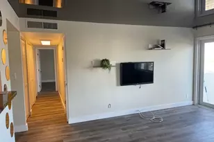 401 Golden Isles Dr, Hallandale Beach, FL 33009 - Photo 14