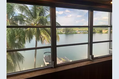 4311 Crystal Lake Drive #314, Deerfield Beach, FL 33064 - Photo 4