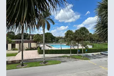 3121 NW 47th Terrace #301, Fort Lauderdale, FL 33319 - Photo 2