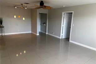 105 S Riverside Dr, Pompano Beach, FL 33062 - Photo 4